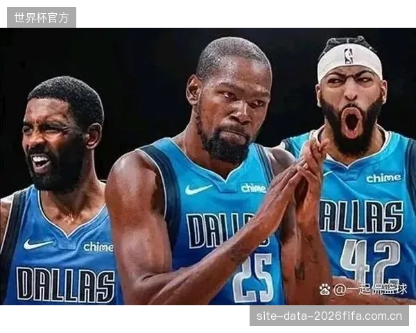 独行侠在季后赛出局后迅速调整,预示着球队将在休赛期有大动作。 独行侠在季后赛出局后迅速调整,预示着球队将在休赛期有大动作。